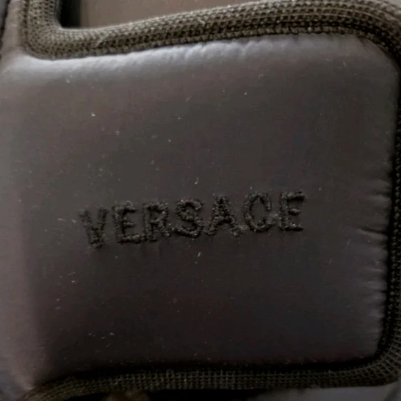 Versace Chain Reaction High-TopSneaker Boots EU Size 42 US Mens Size 9 ( EUC)